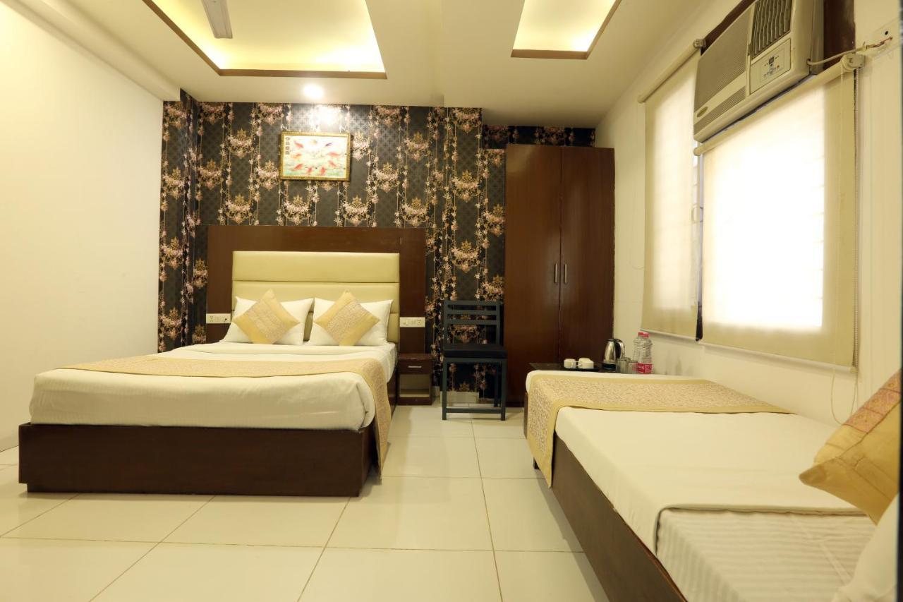 Travel Inn At Delhi Airport 新德里 外观 照片